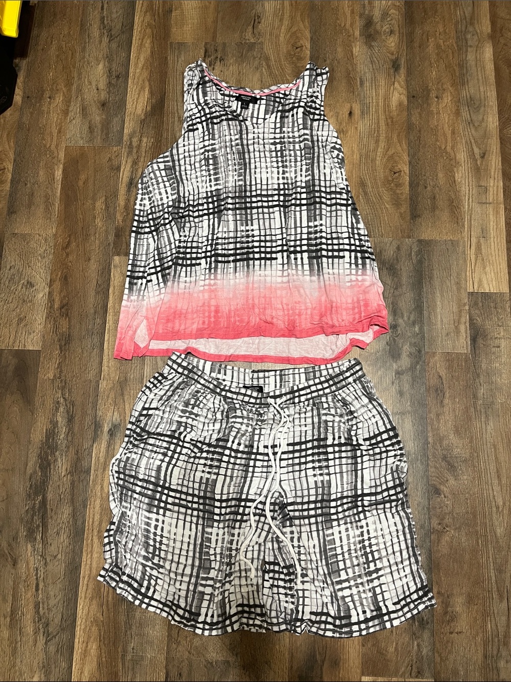 Simply Vera Vera Wang Black & White Plaid Tank and Shorts Set with Pink Ombre